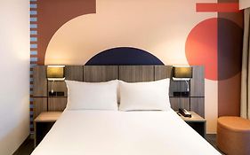 Travelodge Hotel Sydney